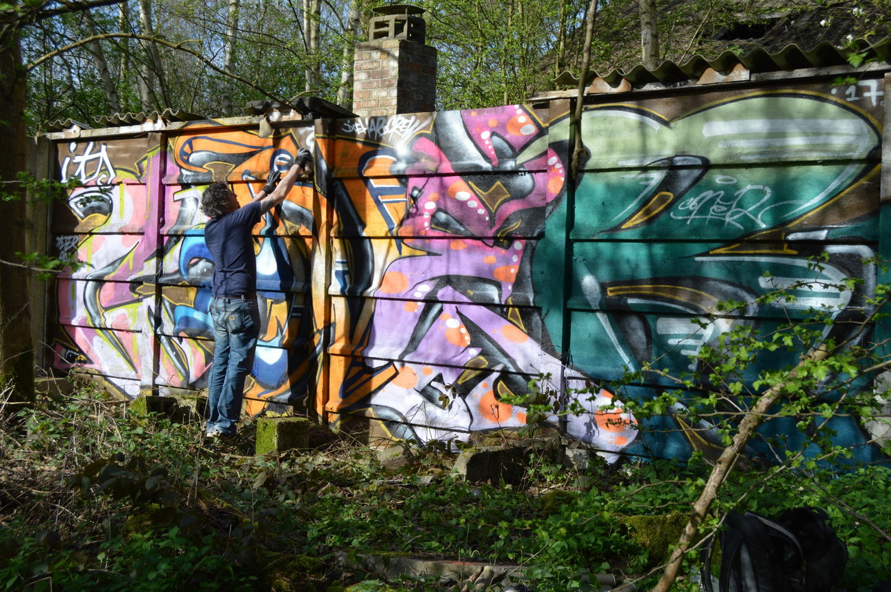 Graffiti Wall - Photo by shiver