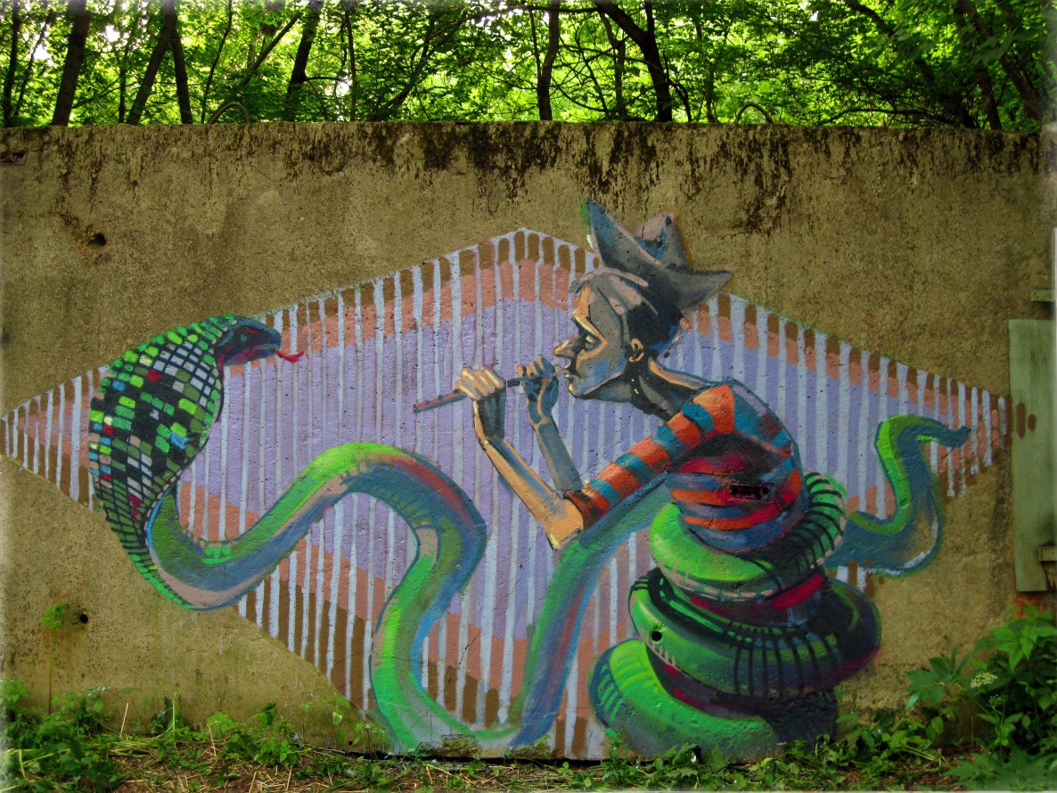 Graffiti Wall - Photo by shym167