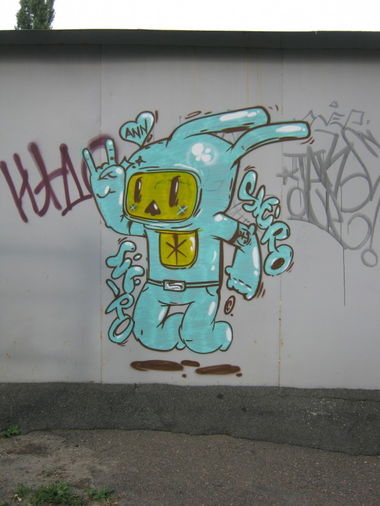 Graffiti Street Art in Cherkasy - Photo by sie