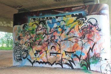 Graffiti Wall - Photo by siebnfuffzich - kassel, Hall, Giesenallee (2015)