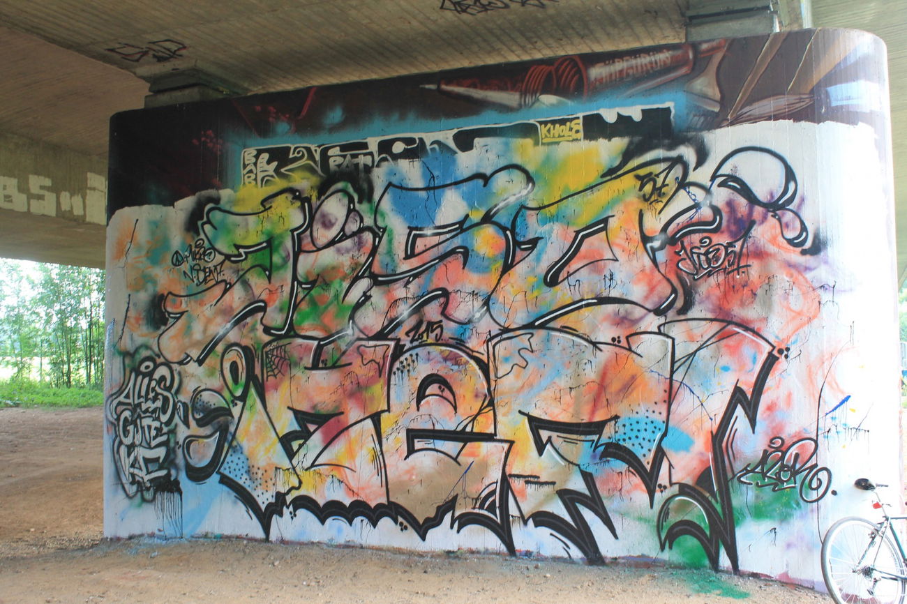 Graffiti Wall - Photo by siebnfuffzich - kassel, Hall, Giesenallee (2015)
