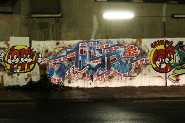 Graffiti Wall in Düsseldorf - Photo by siebnfuffzich - Jisoe57, kassel, Düsseldorf (2014)