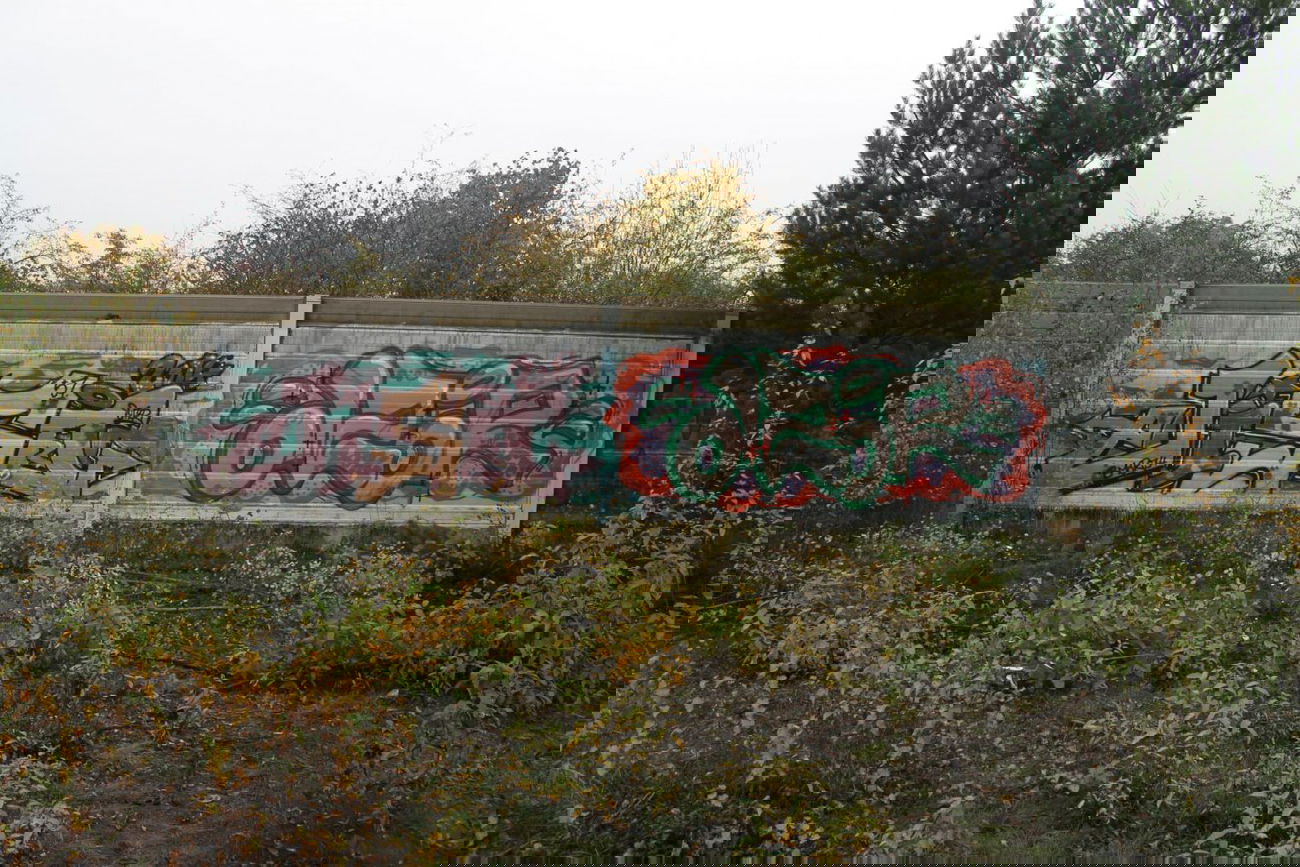 Graffiti Wall - Photo by siebnfuffzich - Jiso57, Azor, Kassel (2014)