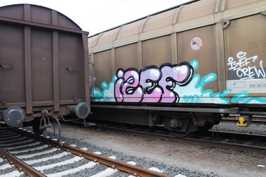 Graffiti Train - Photo by siebnfuffzich - Izef, Fr8, Freight (2013)