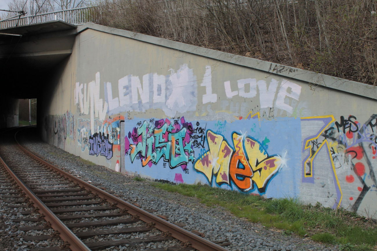 Graffiti Wall - Photo by siebnfuffzich - Jiso57, Mes, Kassel (2015)