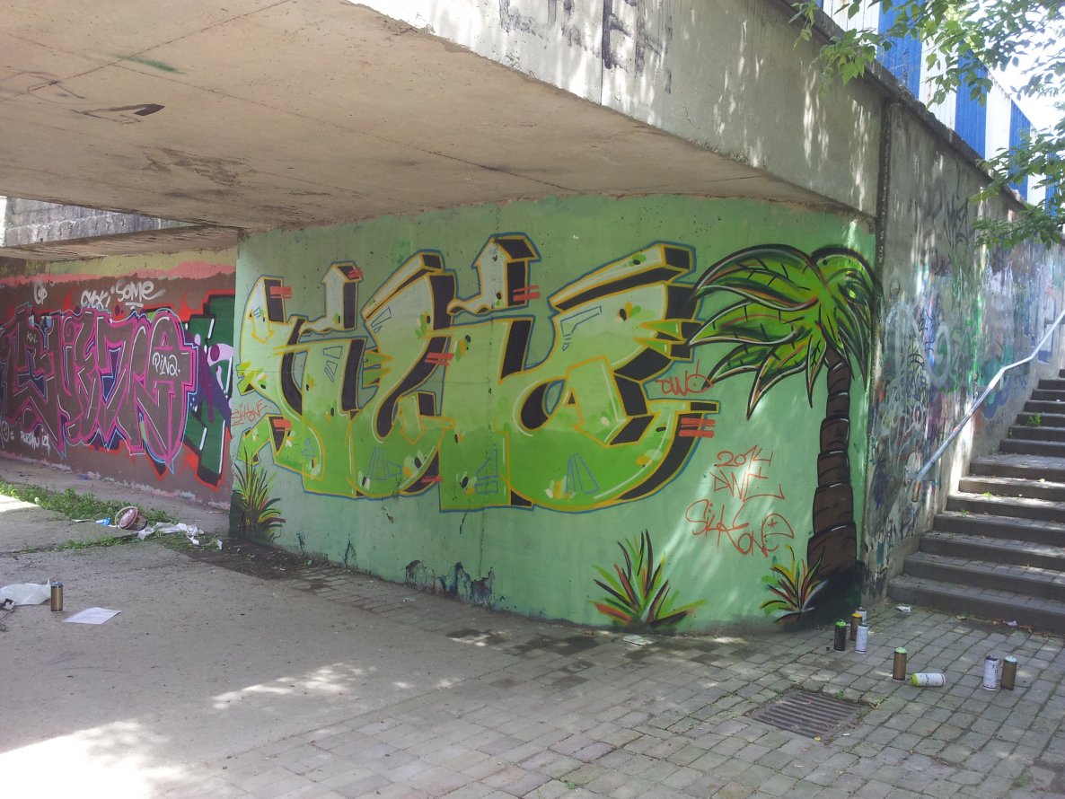 Graffiti Wall - Photo by silk14 - silk14 (2014)