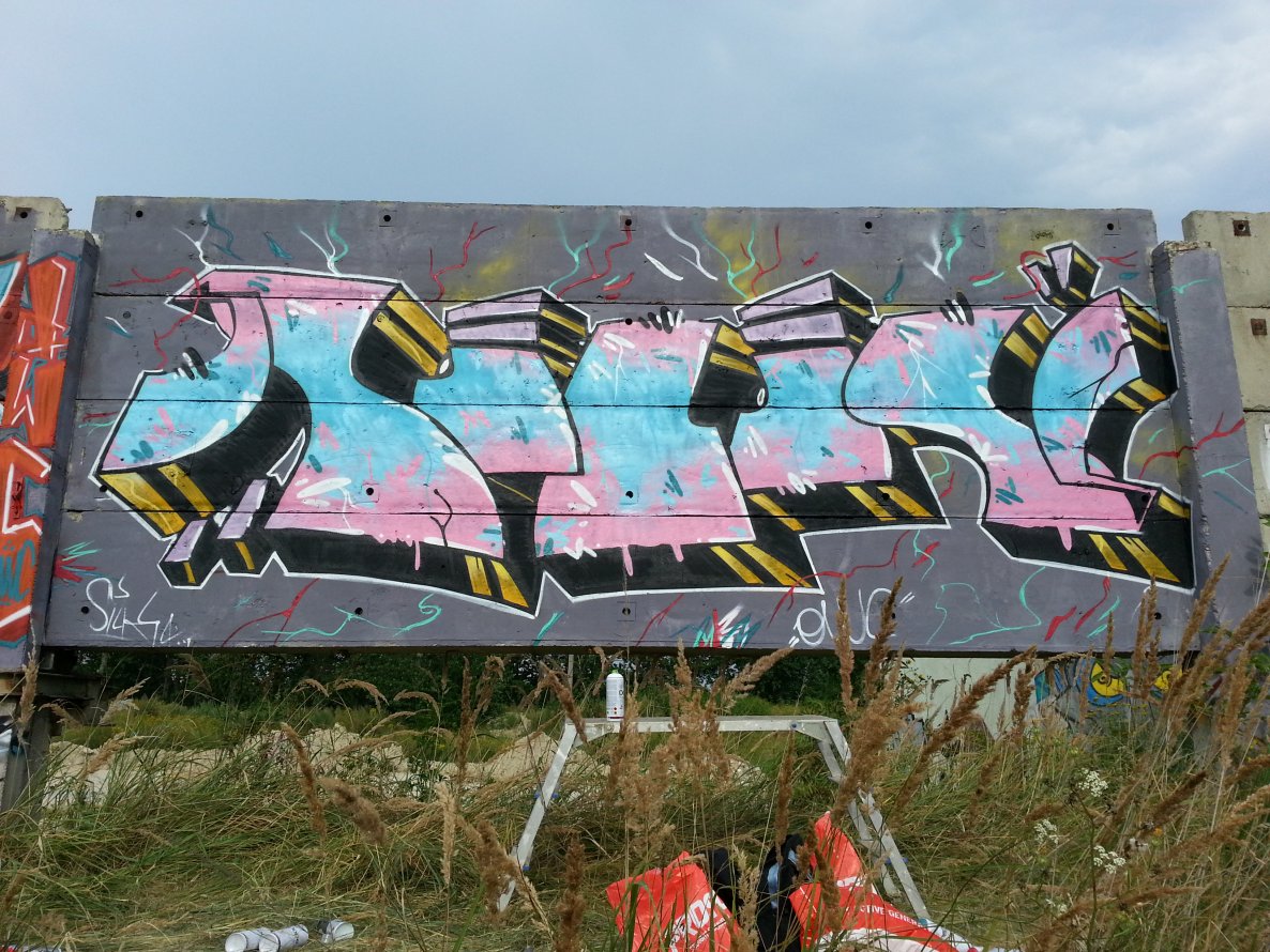 Graffiti Wall - Photo by silk14 - silk14 (2014)