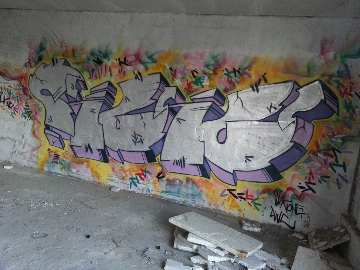 Graffiti Wall - Photo by silk14 - silk14 (2014)