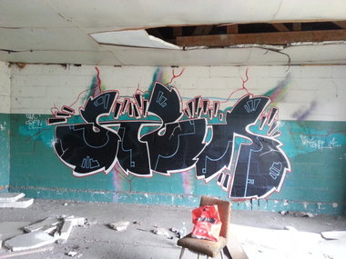 Graffiti Wall - Photo by silk14 - silk14 (2014)