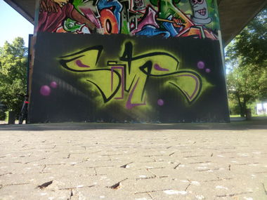 Graffiti Wall in Regensburg - Photo by sims - sims, regensburg, wall (2013)