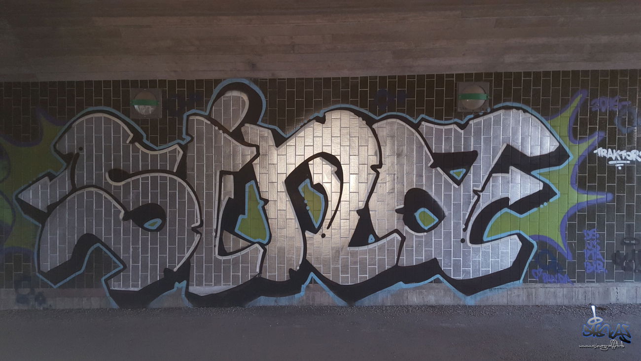 Graffiti Wall in Stockholm - Photo by sina (2016)