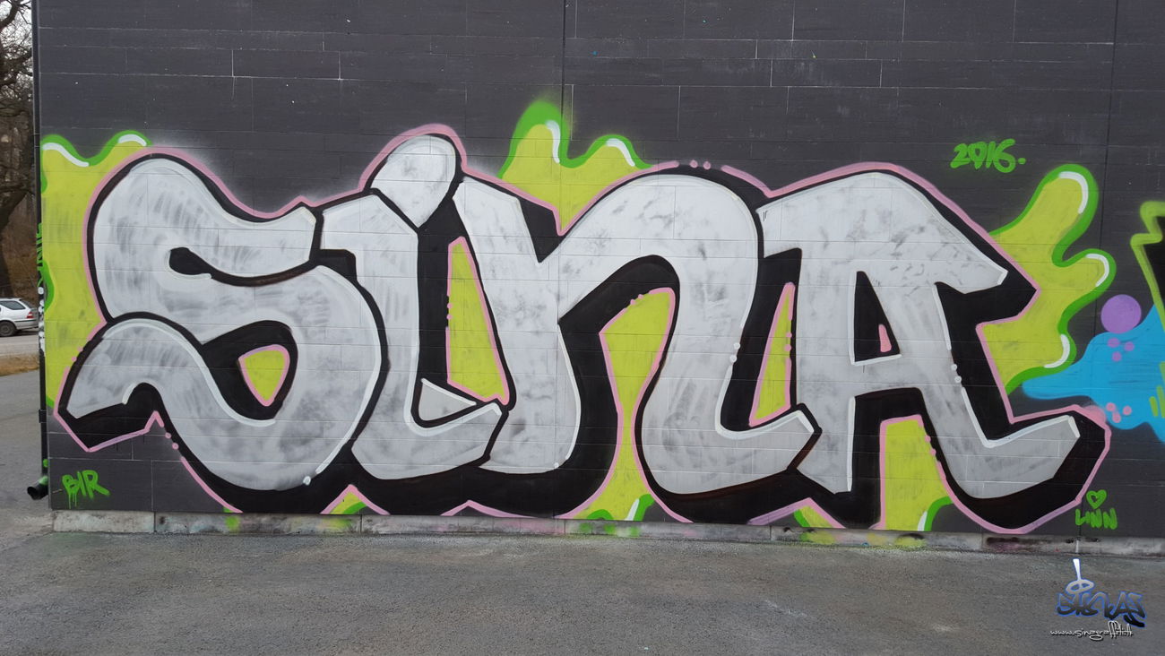 Graffiti Wall in Stockholm - Photo by sina (2016)