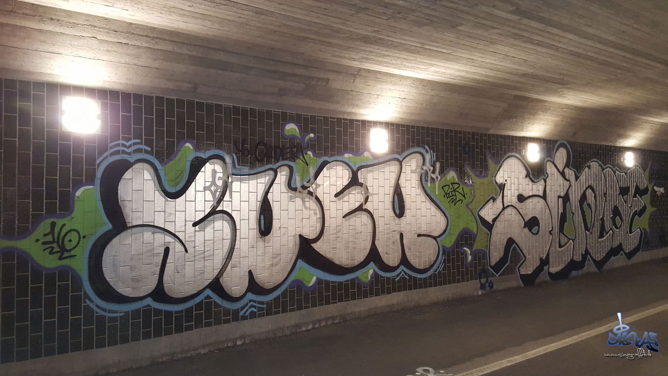 Graffiti Wall in Stockholm - Photo by sina (2016)