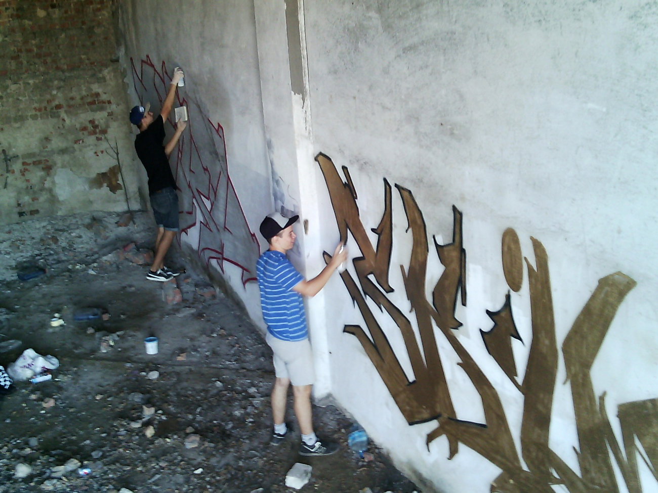 Graffiti Wall - Photo by skim