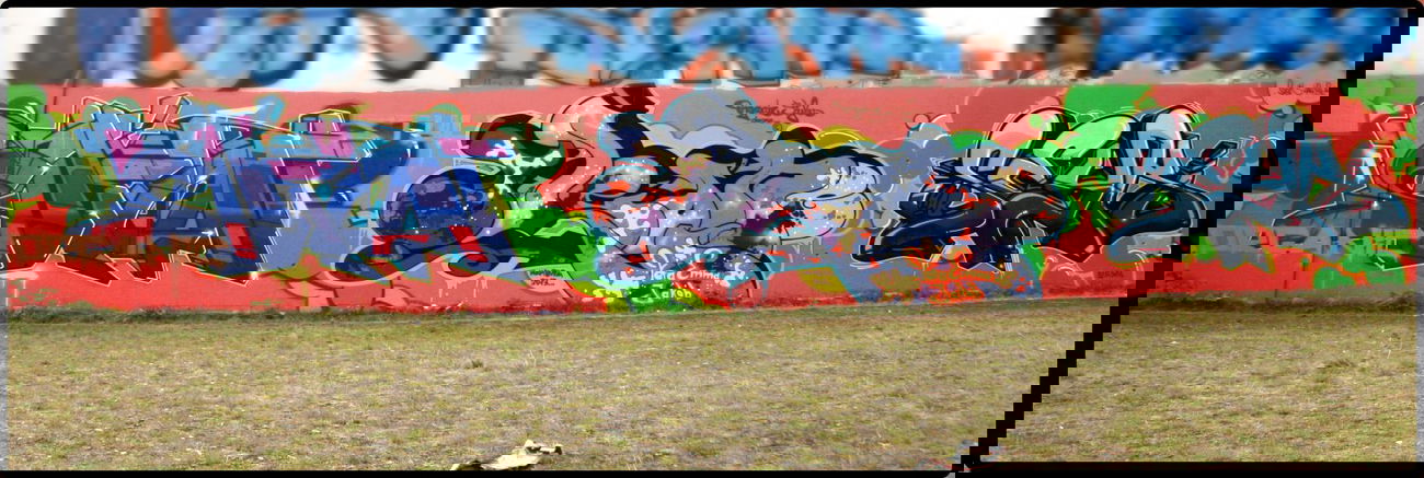 Graffiti Wall in Hamburg - Photo by skion - skion, ole, one (2013)