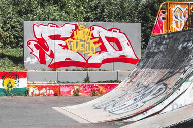 Graffiti Wall - Photo by skoe1