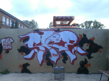 Graffiti Wall - Photo by skoe1 - lea, yiha, fulda (2011)