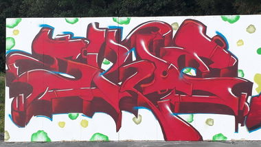 Graffiti Wall - Photo by skoe1