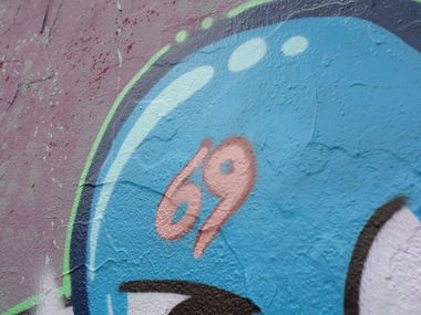 Graffiti Wall - Photo by skoe1