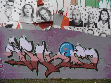 Graffiti Wall - Photo by skoe1