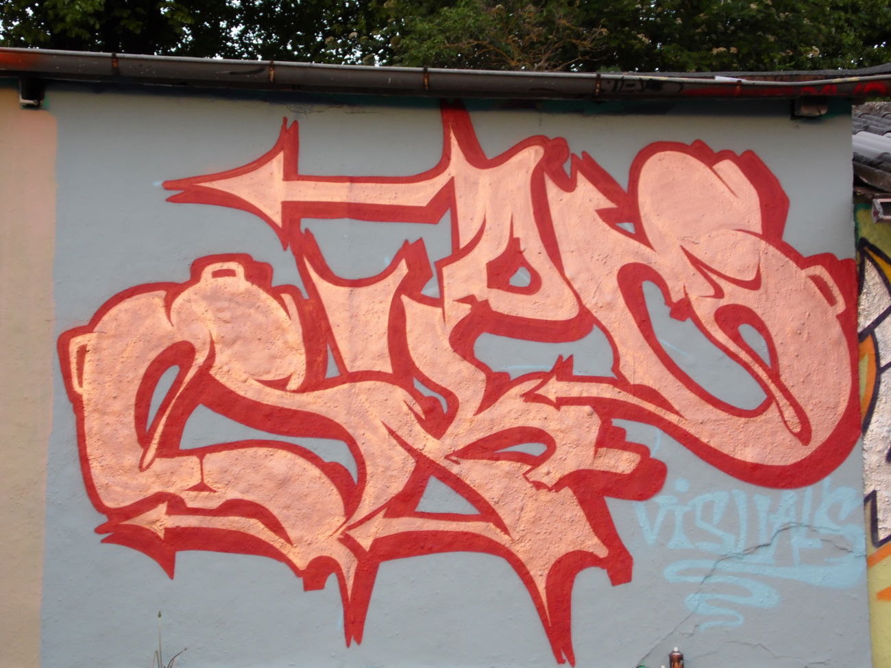 Graffiti Wall - Photo by skoe1