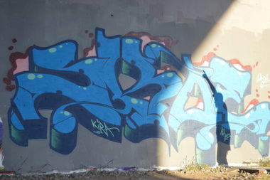 Graffiti Wall - Photo by skoe1
