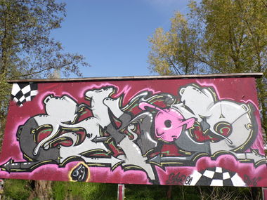 Graffiti Wall - Photo by skoe1 (2016)