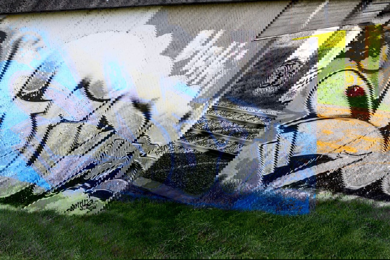 Graffiti Bombing in Dortmund - Photo by skordi - Jey, Jeyoner, Wall