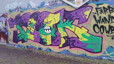 Graffiti Wall in Oldenburg - Photo by skroten - Blok, FWC, Fest (2016)