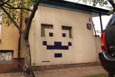 Graffiti Street Art in Warsaw - Photo by skuha - skuha, asjee (2012)