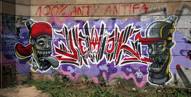 Graffiti Wall in Warsaw - Photo by skuha - skuha, demon (2012)