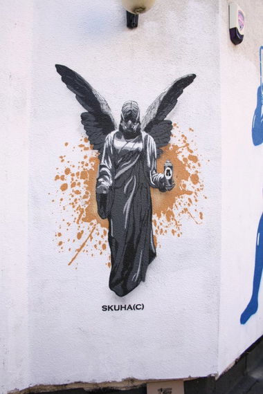 Graffiti Street Art in Warsaw - Photo by skuha - skuha, szablon, d?em (2012)