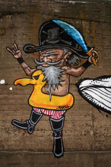 Graffiti Wall in Warsaw - Photo by skuha - skuha, eksperyment, wis?a (2012)