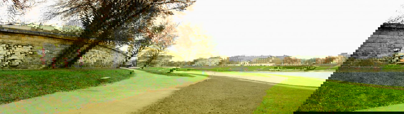 Graffiti Bombing - Photo by smOkers3 - KOMS (2013)