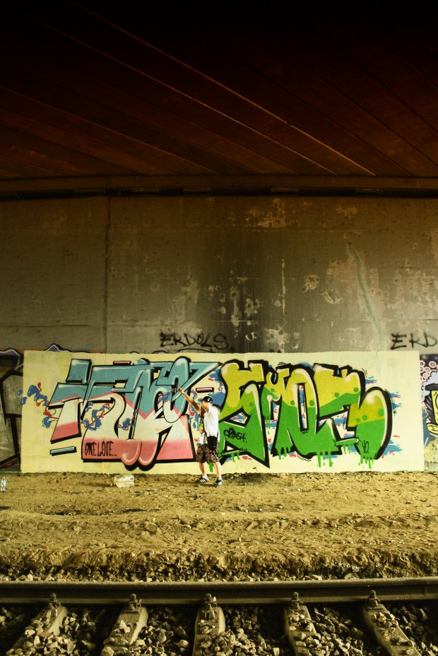 Graffiti Wall - Photo by smOkers3 - ZZ.KOM.