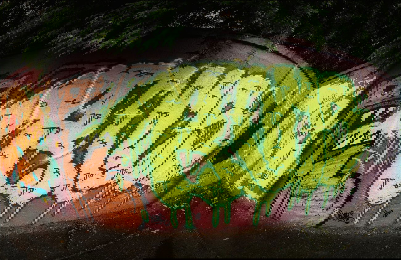 Graffiti Wall - Photo by smOkers3 - KOMS (2014)