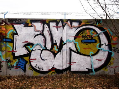 Graffiti Wall - Photo by smOkers3