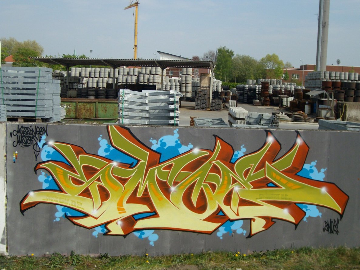 Graffiti Wall - Photo by smoe - smoe (2007)
