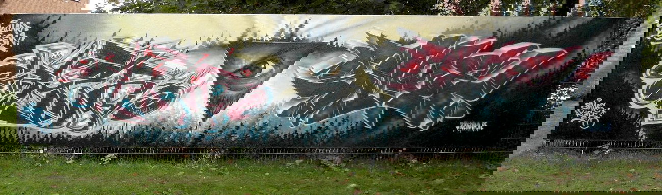 Graffiti Wall - Photo by smoe - Smoe, skillart (2014)