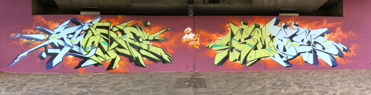 Graffiti Wall - Photo by smoe (2017)