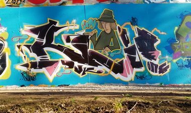Graffiti Wall - Photo by smokealot - klio, luzern, schweiz