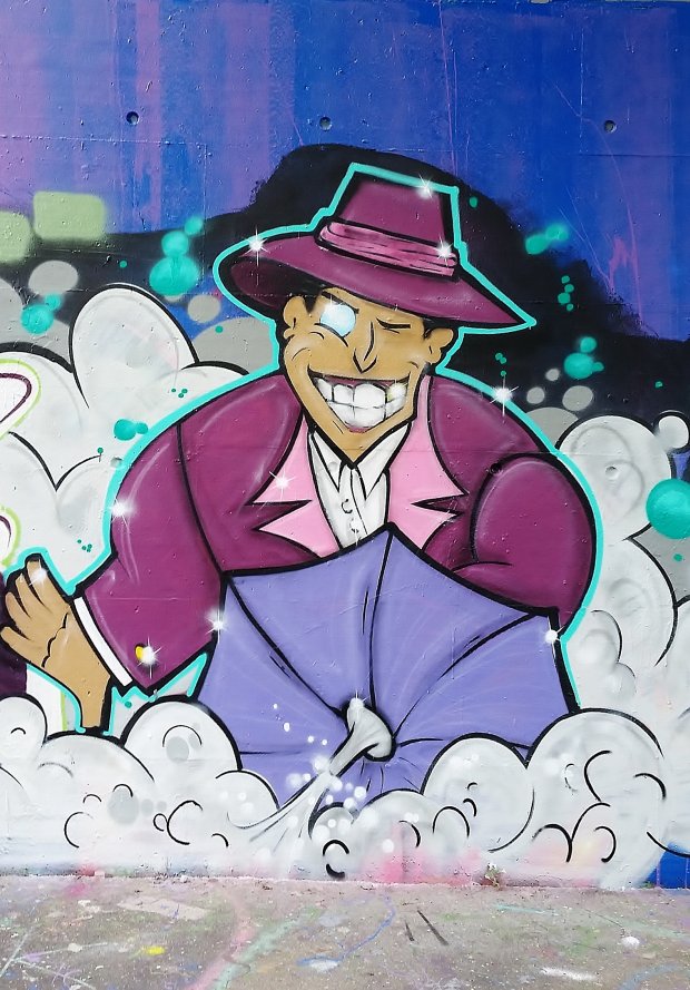 Graffiti Wall - Photo by smokealot - klio