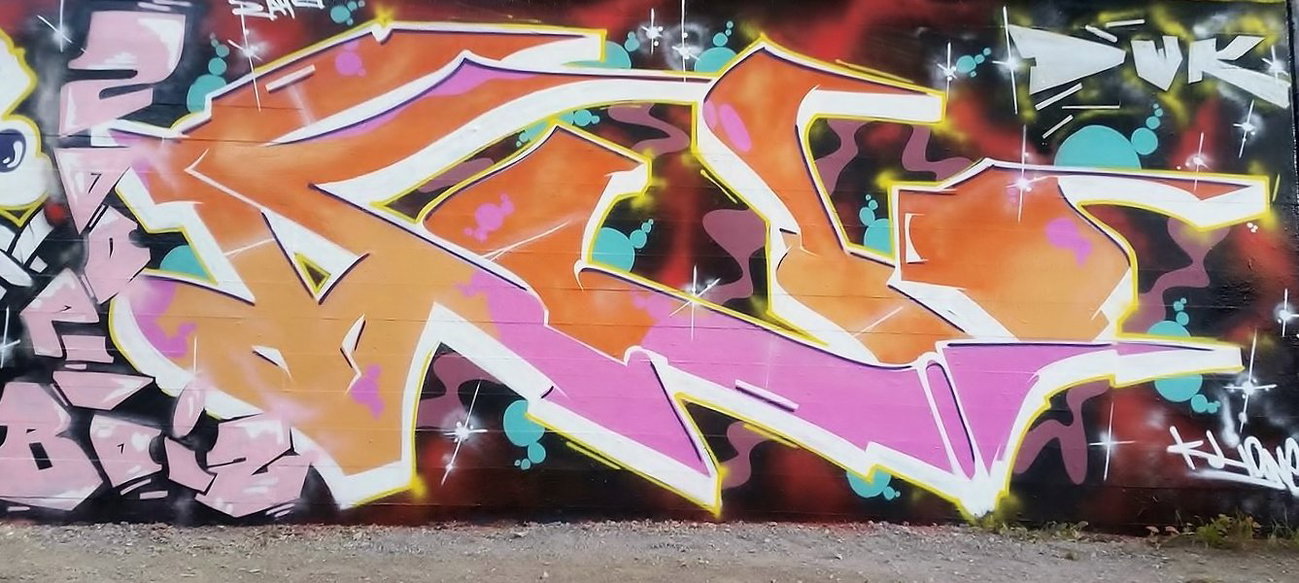 Graffiti Wall - Photo by smokealot - klio