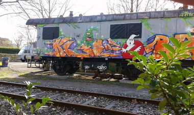 Graffiti Wall - Photo by smokealot - klio