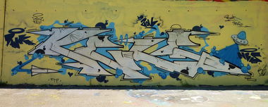 Graffiti Wall - Photo by smokealot - klio, koile