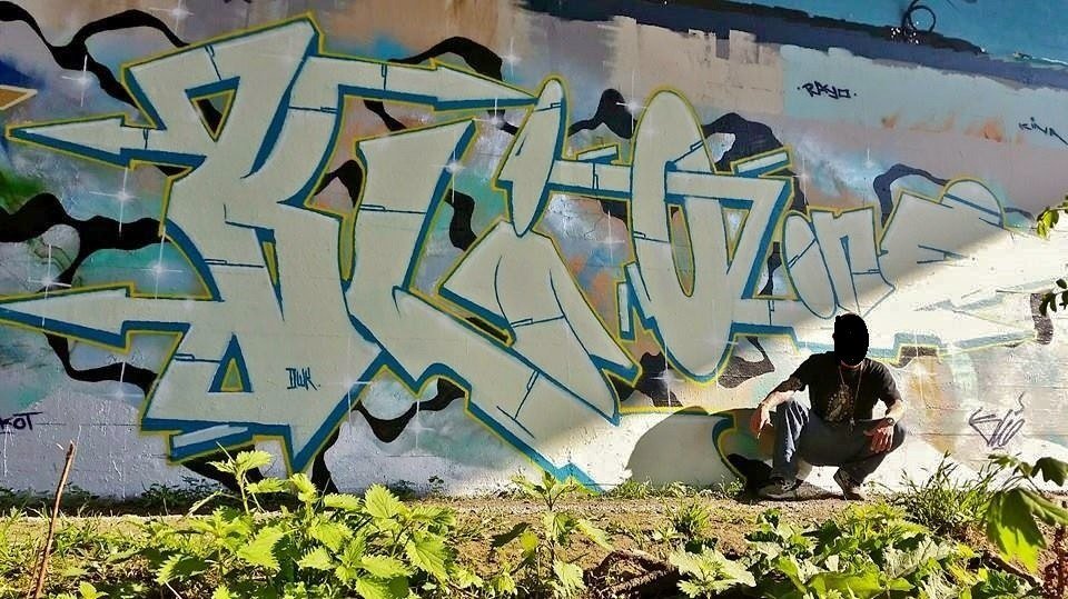 Graffiti Wall - Photo by smokealot - klio