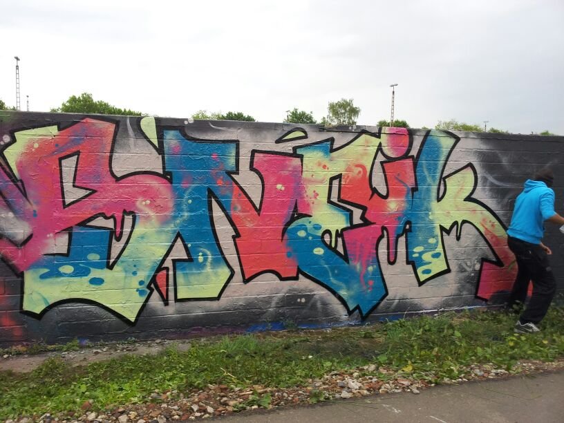 Graffiti Wall - Photo by snaik - snaik (2012)