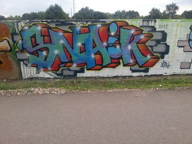 Graffiti Wall - Photo by snaik - snaik (2013)