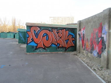 Graffiti Bombing - Photo by snak
