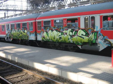 Graffiti Train in HAMBURG - Photo by snaqq - MOSES